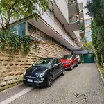 White Candle Apt, Close To San Pietro, Gemelli And City Center